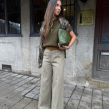 Calça Pantalona em Sarja Sálvia | VIOLETA