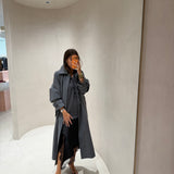 Trench Coat midi em Lã Cinza Beatrix | SEMICOUTURE