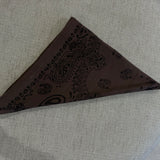 Bandana em Malha Castanha | VIOLETA