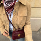 Lenço Quadrado Estampado Bordeaux e Rosa