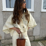 Capa Verlain Oversized em Amarelo | Liviana Conti