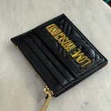 Porta-cartões Love Moschino em preto com logotipo à frente