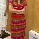 Conjunto t-shirt e saia Cecilia Prado em malha tricotada colorida