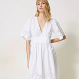 Vestido curto com bordado inglês TWINSET
