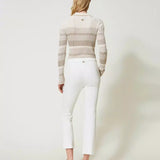 Pantalón Twinset de malla blanca con hebilla