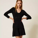 Vestido Curto Malha Fria com Detalhes Ondulados | TWINSET