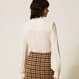 Camisa Branca em Crepe com Laço | TWINSET