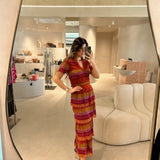 Conjunto t-shirt e saia Cecilia Prado em malha tricotada colorida