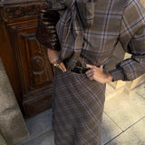 Conjunto Blusa e Saia Mabi aos Quadrados Castanho | VIOLETA STORE