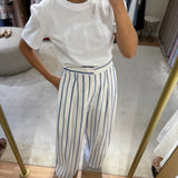 Conjunto ecru com risca azul