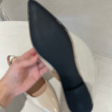 Sapato slingback Love Moschino em verniz