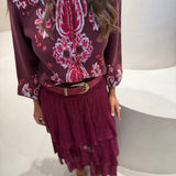 Saia Glória Bordeaux Midi em Tricot Jacquard com Folhos | CECILIA PRADO
