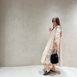 Vestido boho chic em bege