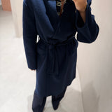 Casaco Midi Azul Marinho em Fazenda de Lã com Cinto | ottod'ame