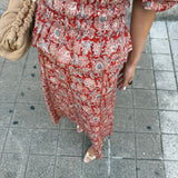 Conjunto Terracota Floral com Blusa de Mangas Volumosas e Saia Midi | VIOLETA