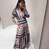 Vestido midi com print geométrico