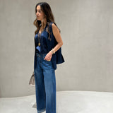 Top de cetim azul marinho com renda
