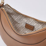 Mala Hobo Média com Pingente em Camel | LIU JO
