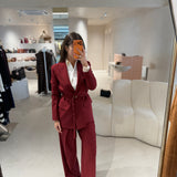 Blazer Estruturado Vermelho com Cinto Gianna | SEMICOUTURE