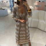 Casaco longo Nenette em malha lurex dourada