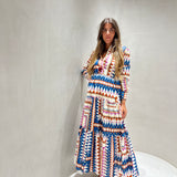 Vestido midi com print geométrico