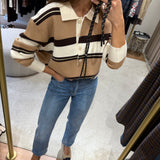 Polo Luka em Malha Leve com Risca Larga Camel | VIOLETA