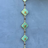 Pulseira de Corrente com Trevo e Pedras Naturais – Verde Água