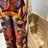 Conjunto de blusa e calça em linho com padrão florido