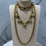 Colar em Corrente Dourada Longo