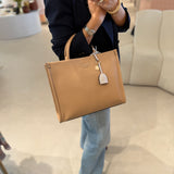 Tote Bag com Charm em Nude | LIU JO