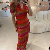 Conjunto t-shirt e saia Cecilia Prado em malha tricotada colorida