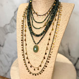 Conjunto Colares Verdes e Rosa