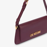 Mala de ombro bordeaux com logo metálico | Love Moschino