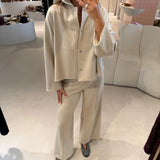 Set de Calça e Jaqueta em Bege | Liviana Conti