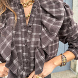 Blusa de Xadrez Castanha com Folhos na Gola | VIOLETA