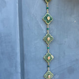 Pulseira de Corrente com Trevo e Pedras Naturais – Verde Escuro