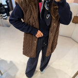 Colete Castanho em Pêlo Sintético com Capuz | Liu Jo