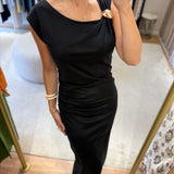 Vestido Longo com Drapeados em Preto | OTTOD'AME