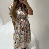 Vestido camiseiro midi com padrão colorido