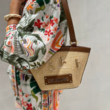 Mala de ombro Love Moschino em ráfia com letras metálicas