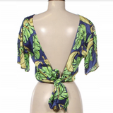 Blusa com costa aberta