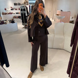 Set de Calça e Jaqueta em Castanho | Liviana Conti