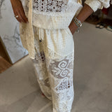 Conjunto camisa e calça Ottod'ame em bordado e renda ecru