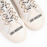 Ténis Love Moschino com atacadores com logótipo