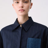 Camisa Azul Riscas Finas com Bolso em Ganga | LIU JO