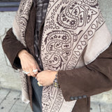 Lenço Estampa Bandana Bege | VIOLETA