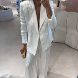 Blazer TWINSET em cetim branco com textura