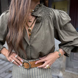 Blusa com Gola de Elástico Verde Oliva | VIOLETA
