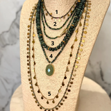 Conjunto Colares Verdes e Rosa