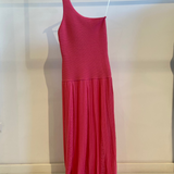 Vestido comprido de ombro descoberto